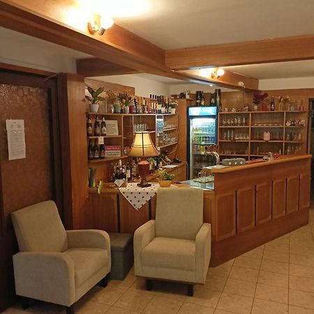 pension TARA Teplice nad Metuji Bagian luar foto