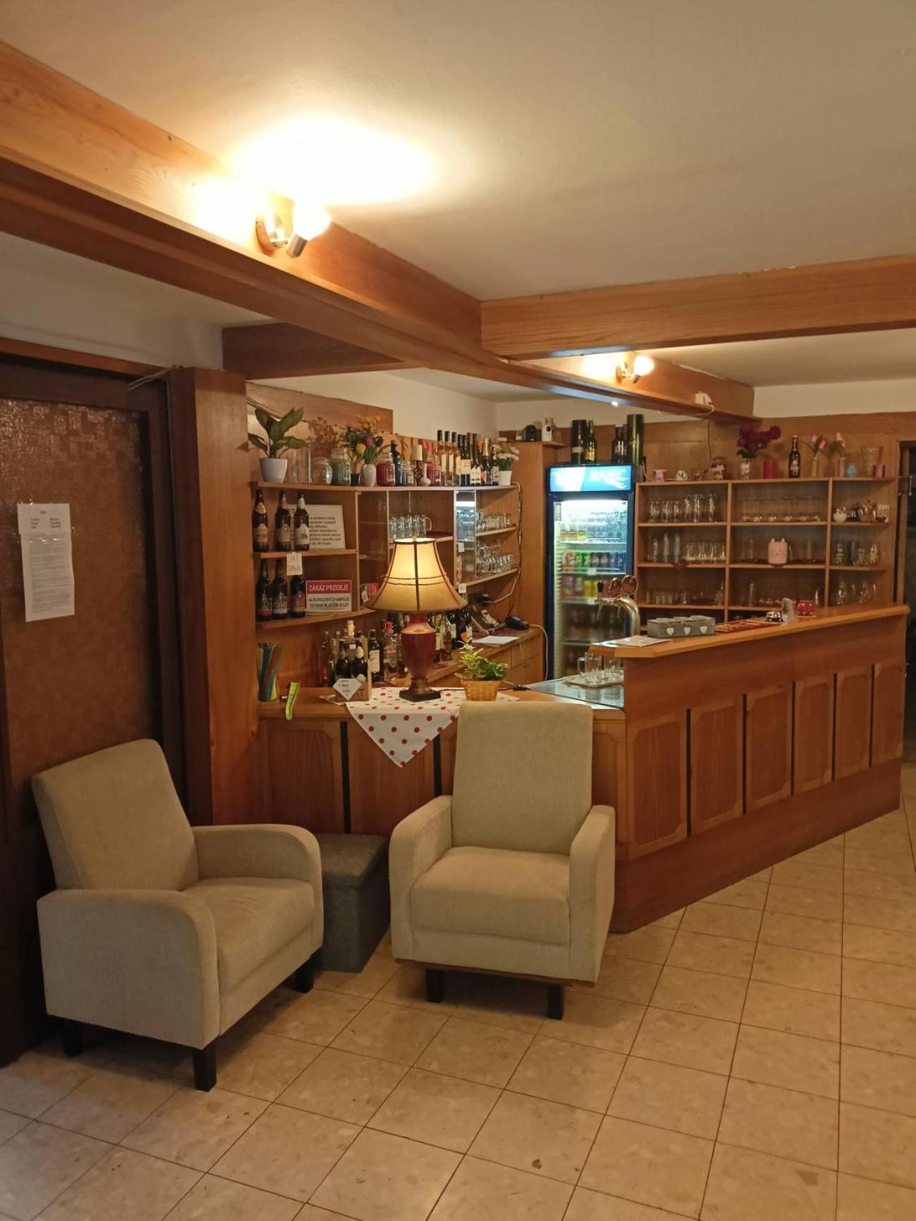 pension TARA Teplice nad Metuji Bagian luar foto